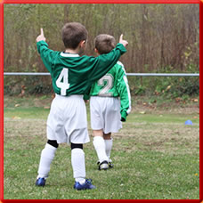 Kinder lieben Fußball